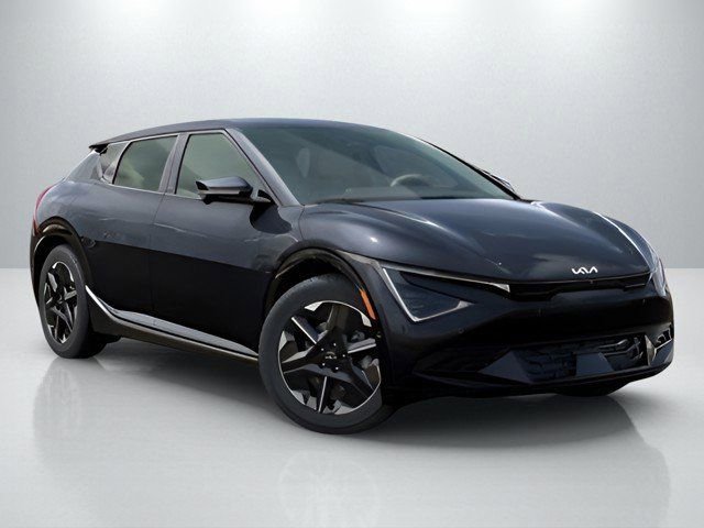 New 2025 Kia EV6 Wind image 8