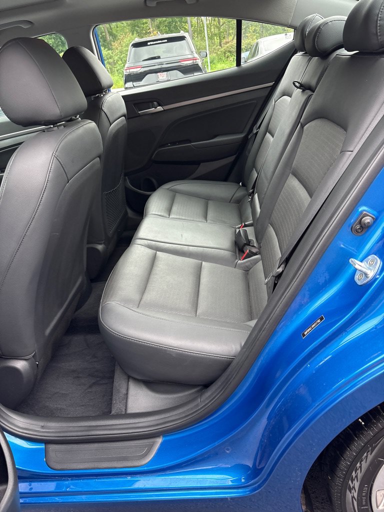 Used 2017 Hyundai Elantra Limited w/ Limited Ultimate Package 05 FWD image 24