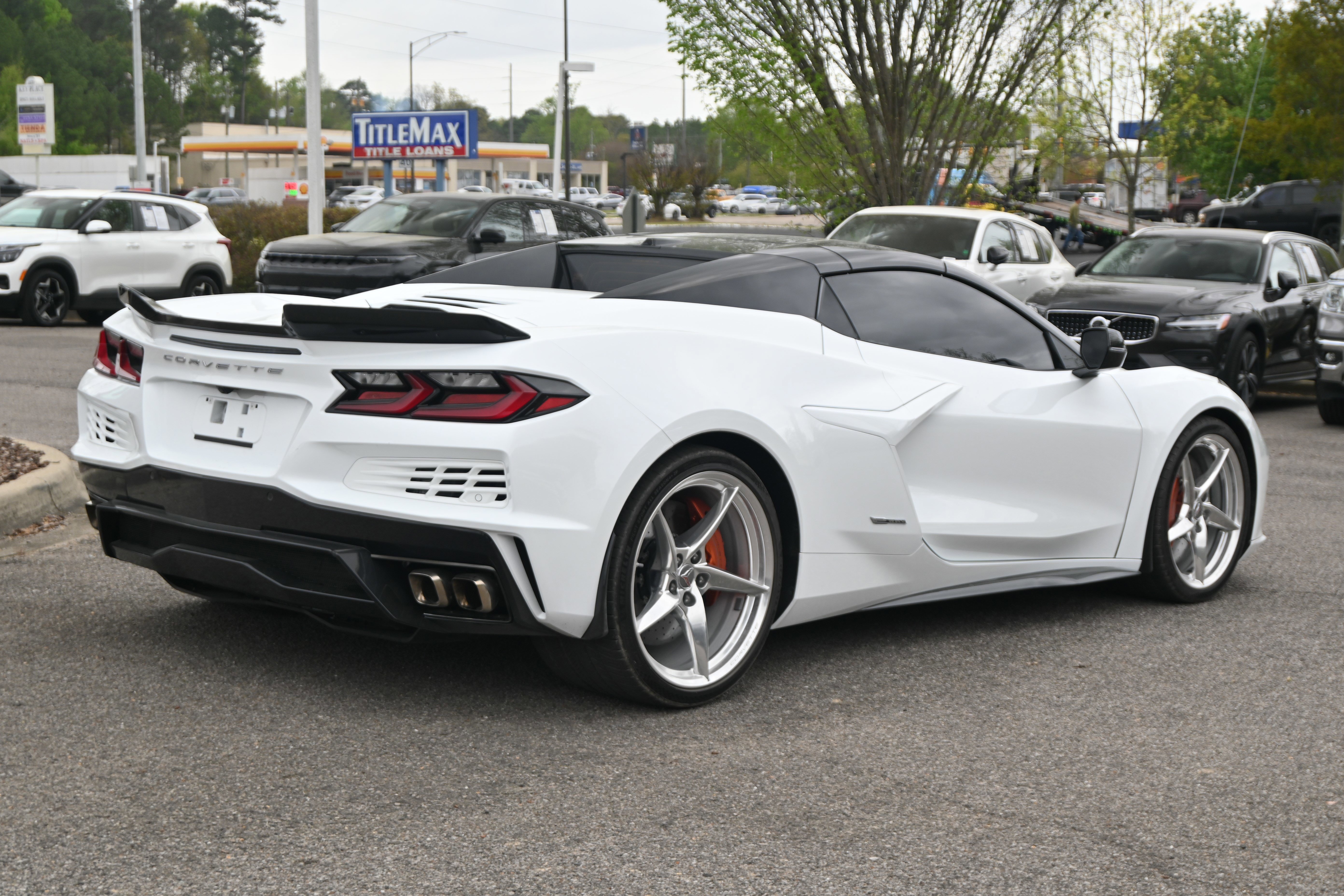 Used 2025 Chevrolet Corvette E-Ray w/ Stealth Interior Trim Package image 15