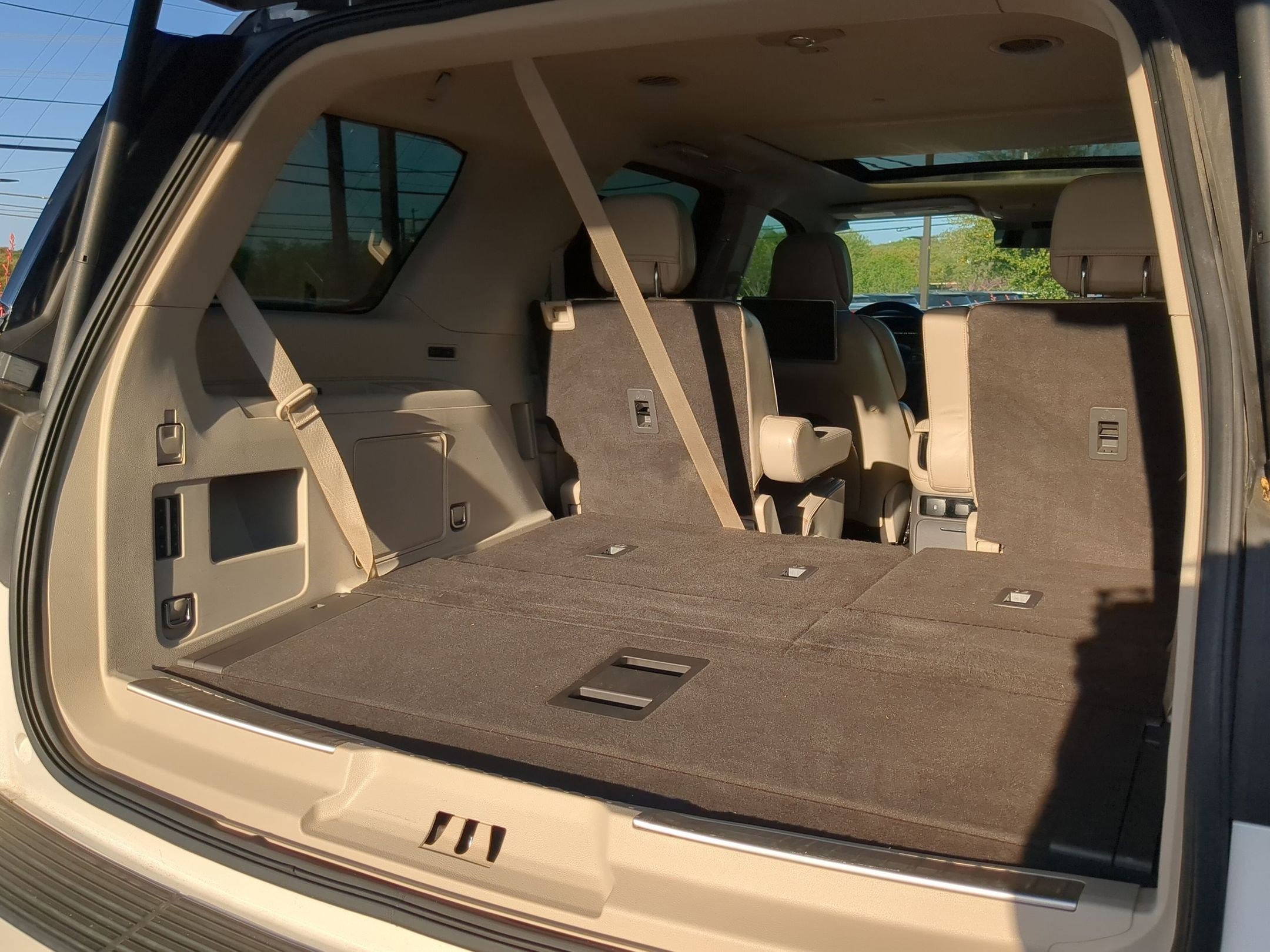 Used 2019 Lincoln Navigator Select w/ Cargo Package image 23