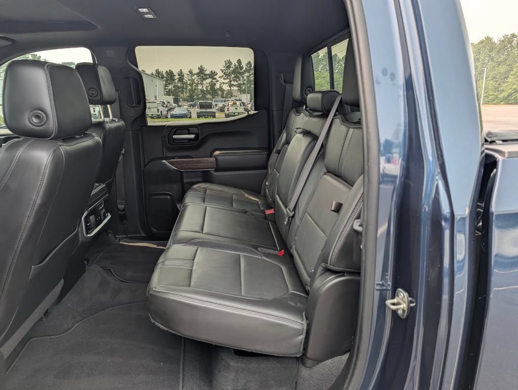Used 2020 Chevrolet Silverado 1500 High Country AWD/4WD image 17