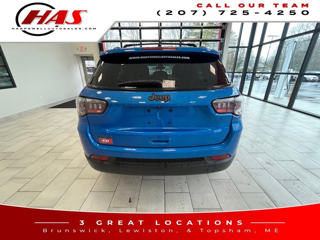 Used 2021 Jeep Compass Latitude AWD/4WD image 5