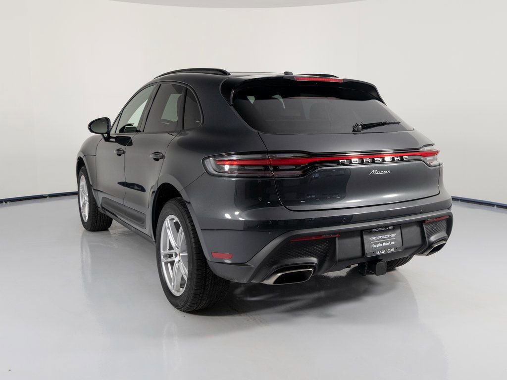 New 2026 Porsche Macan image 3