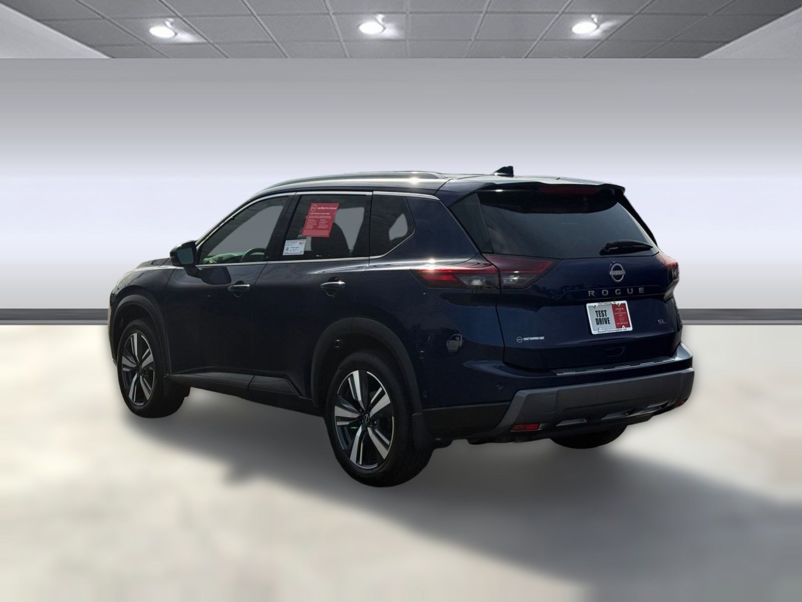 Certified 2024 Nissan Rogue SL w/ SL Premium Package image 3
