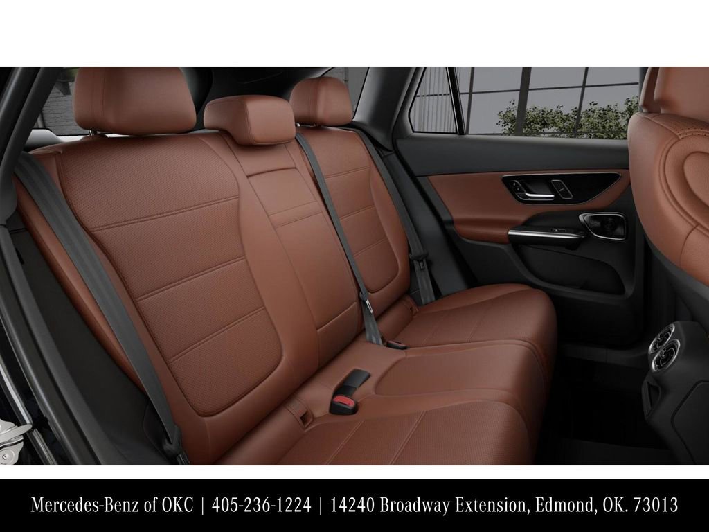 Used 2026 Mercedes-Benz GLC 300 4MATIC image 5