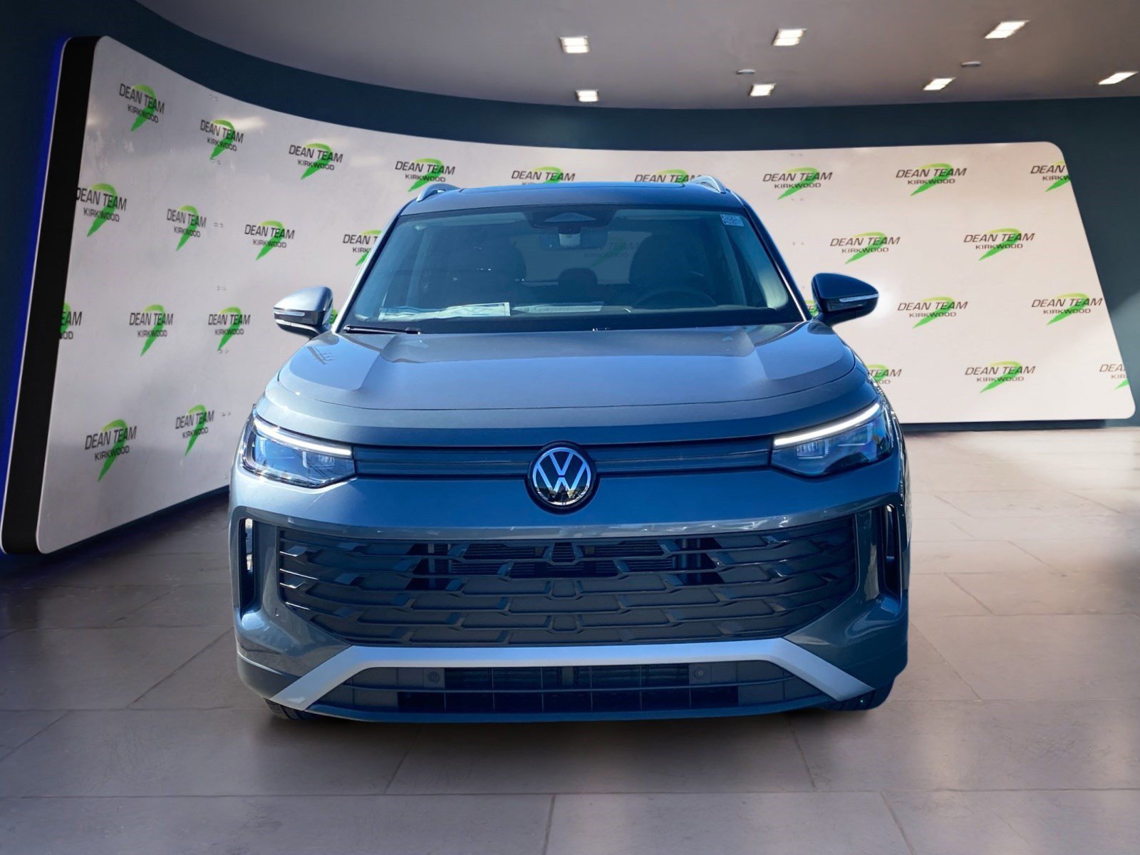 New 2026 Volkswagen Tiguan SE AWD/4WD image 6