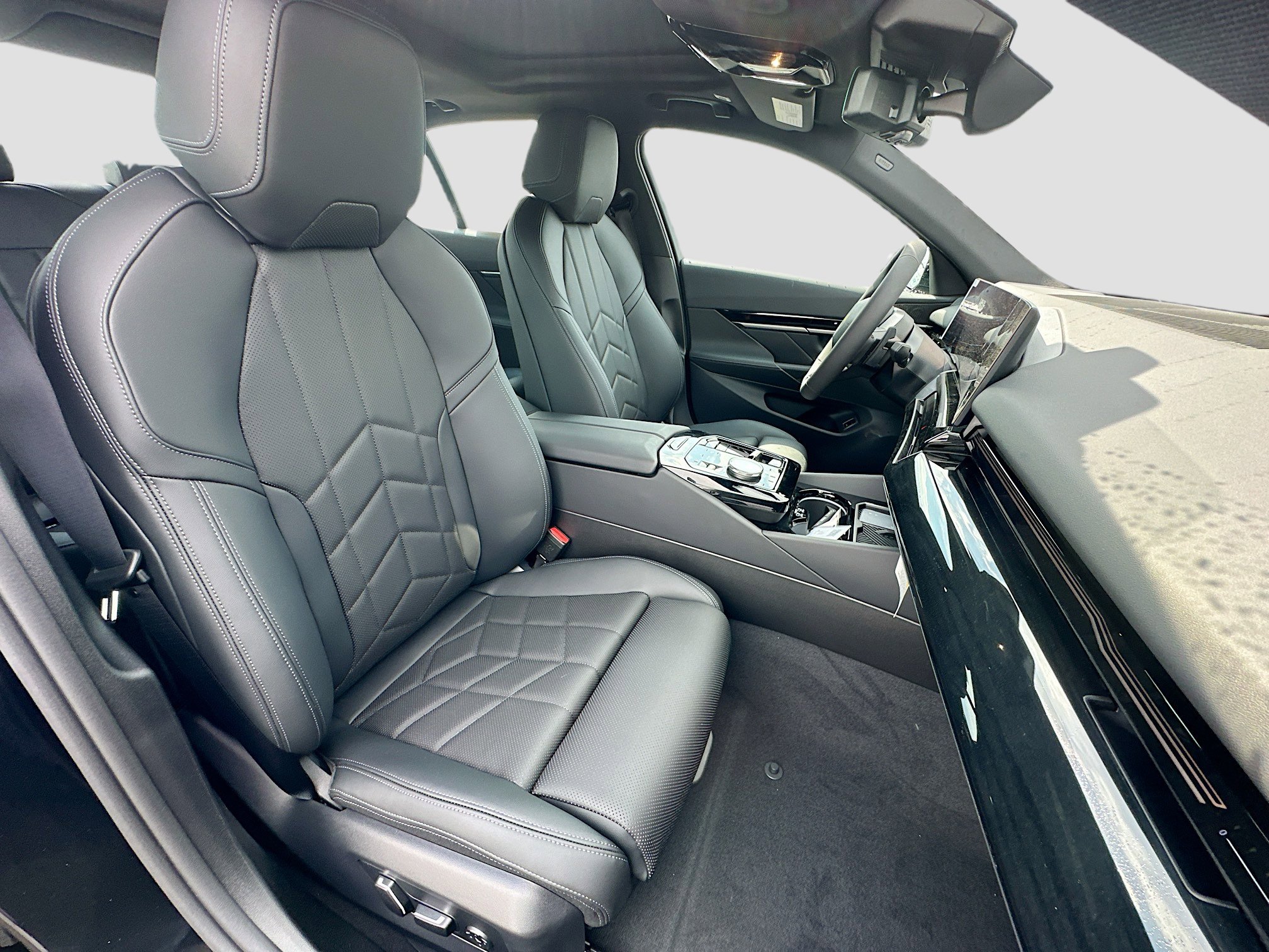 New 2026 BMW 530i w/ M Sport Package image 23