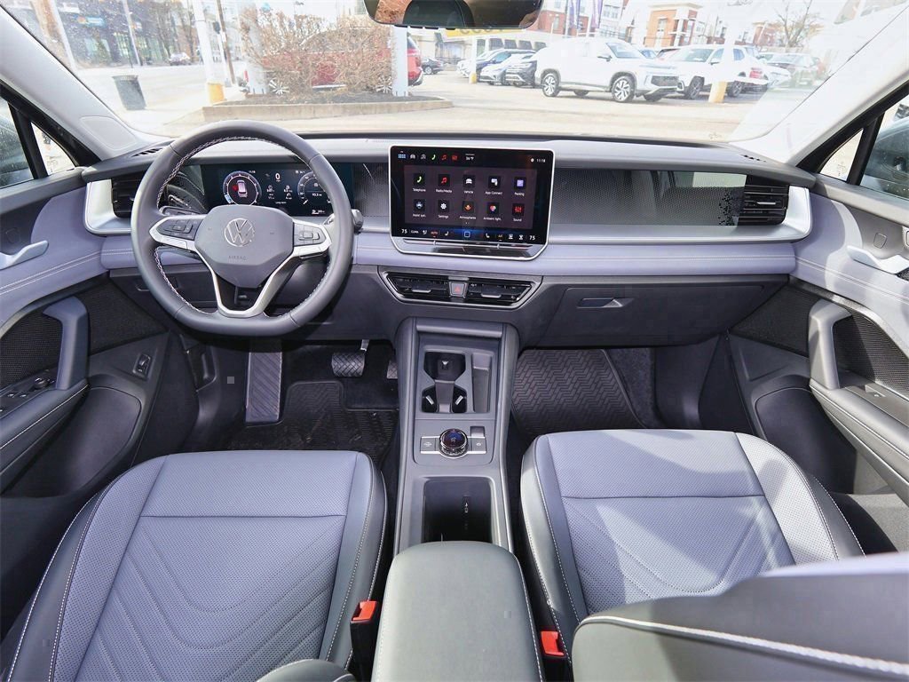 New 2026 Volkswagen Tiguan SE image 17