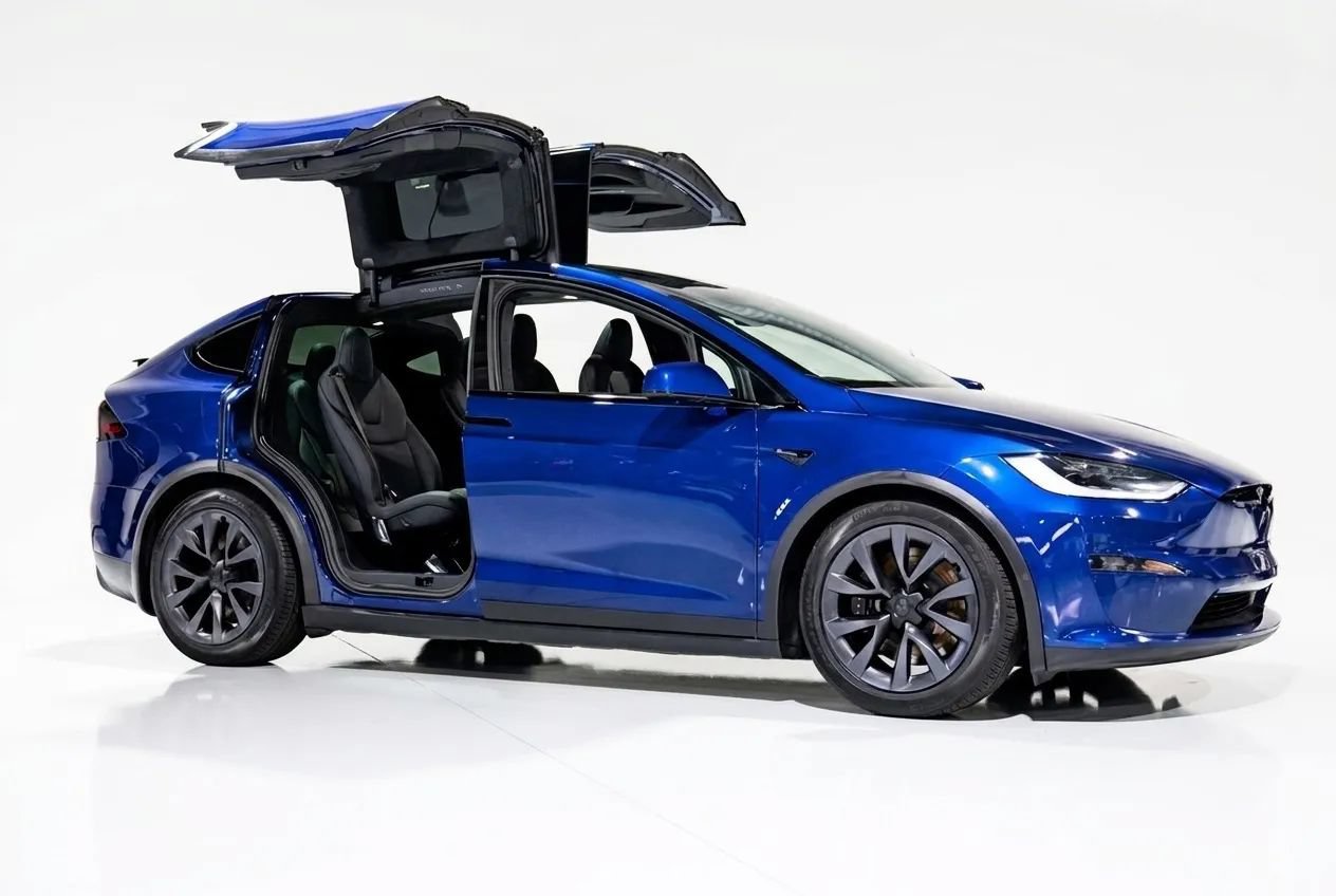 Used 2023 Tesla Model X Plaid AWD/4WD image 10