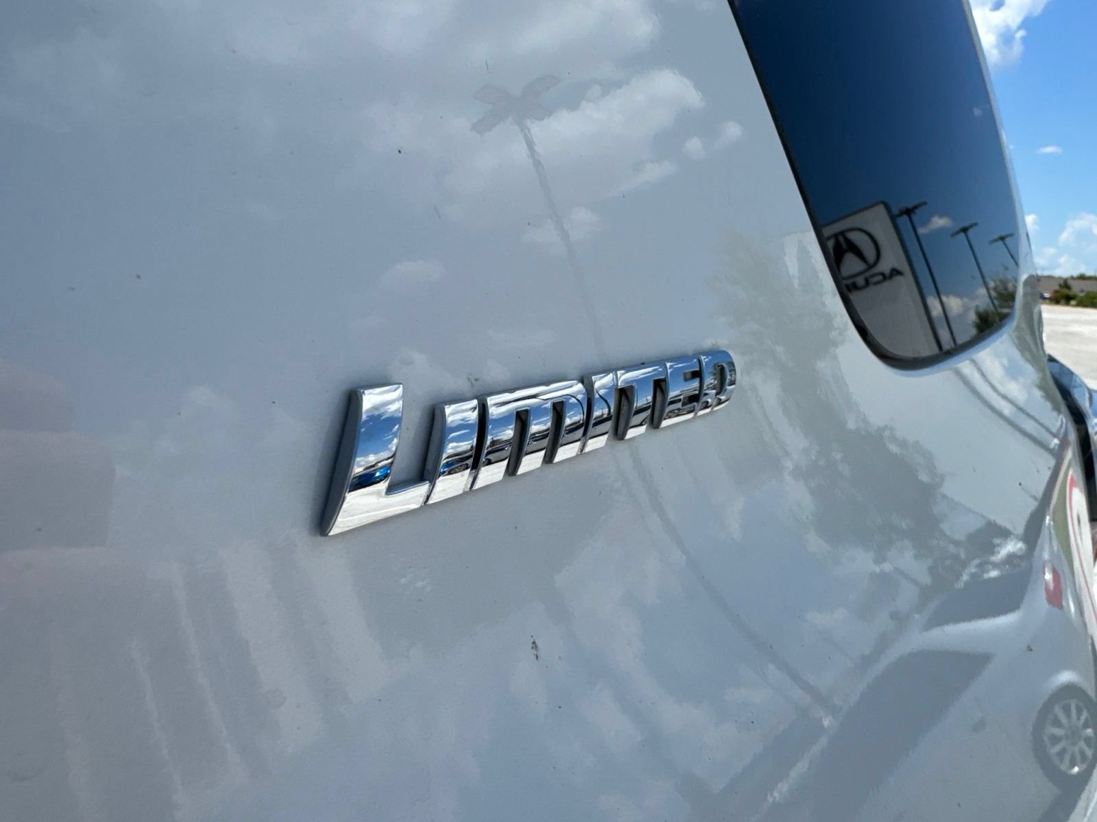 Used 2022 Toyota 4Runner Limited AWD/4WD image 9