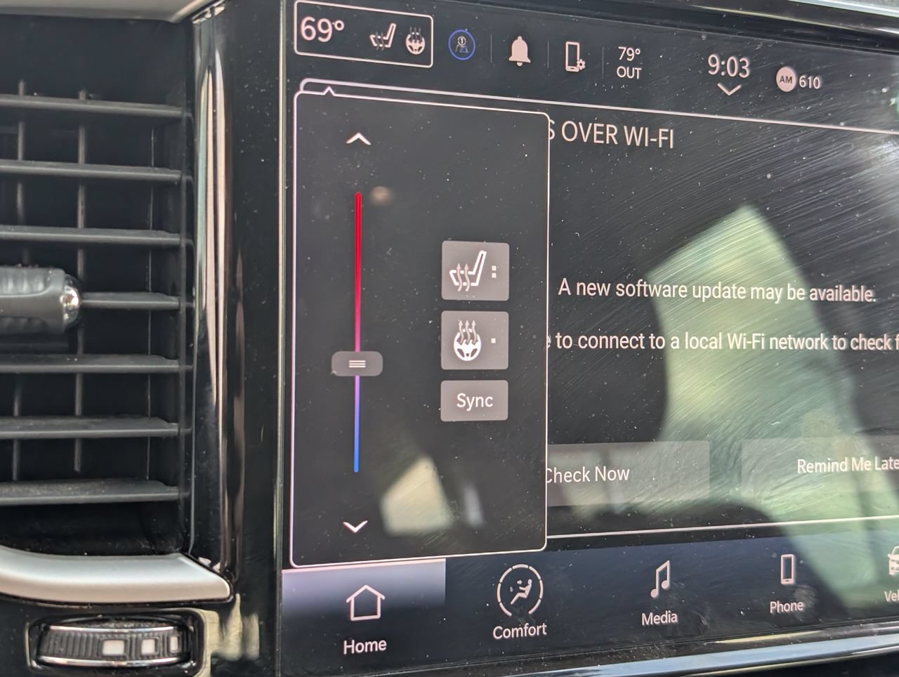 Used 2023 Chrysler Pacifica Touring-L FWD image 15