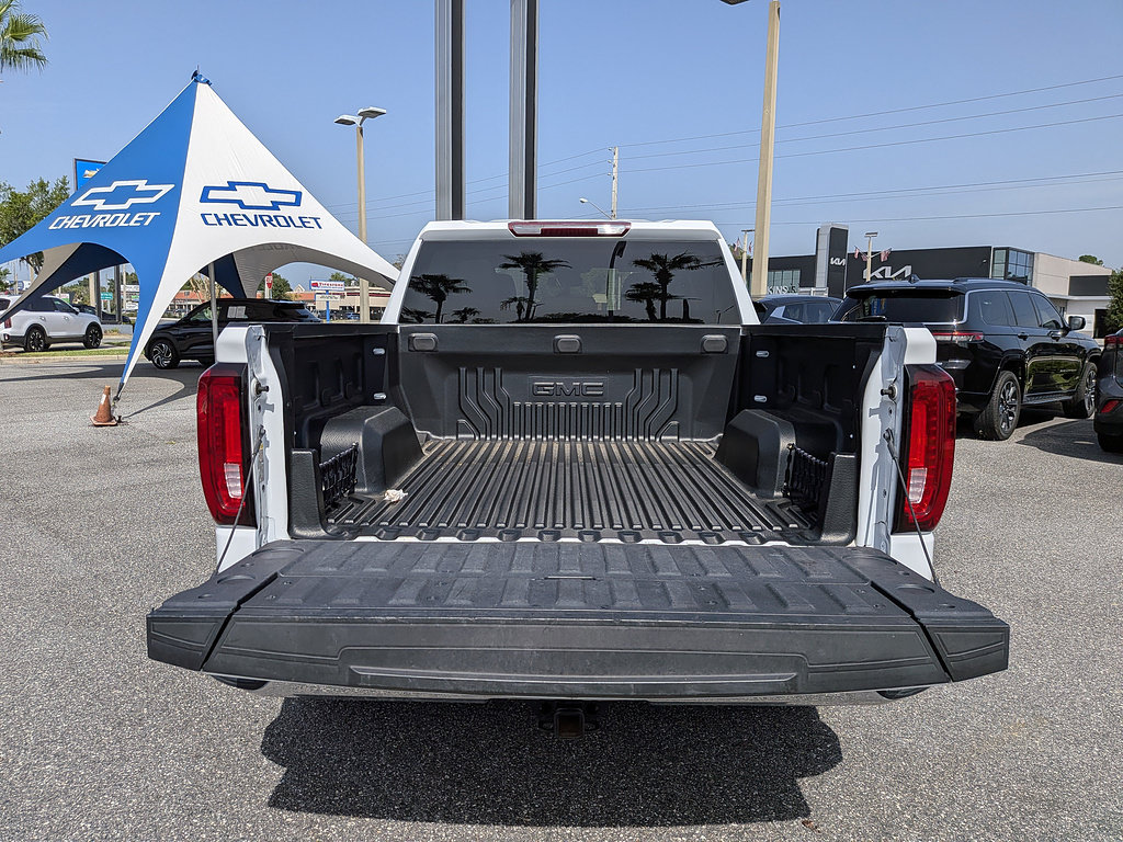 Certified 2025 GMC Sierra 1500 SLT RWD image 12