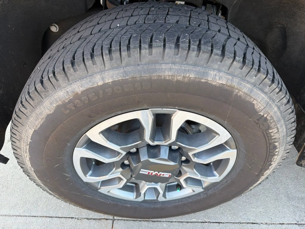 Used 2022 GMC Sierra 2500 SLE w/ SLE Value Package; AWD/4WD image 5