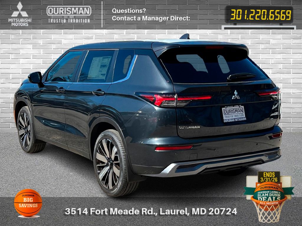 New 2026 Mitsubishi Outlander LE image 3