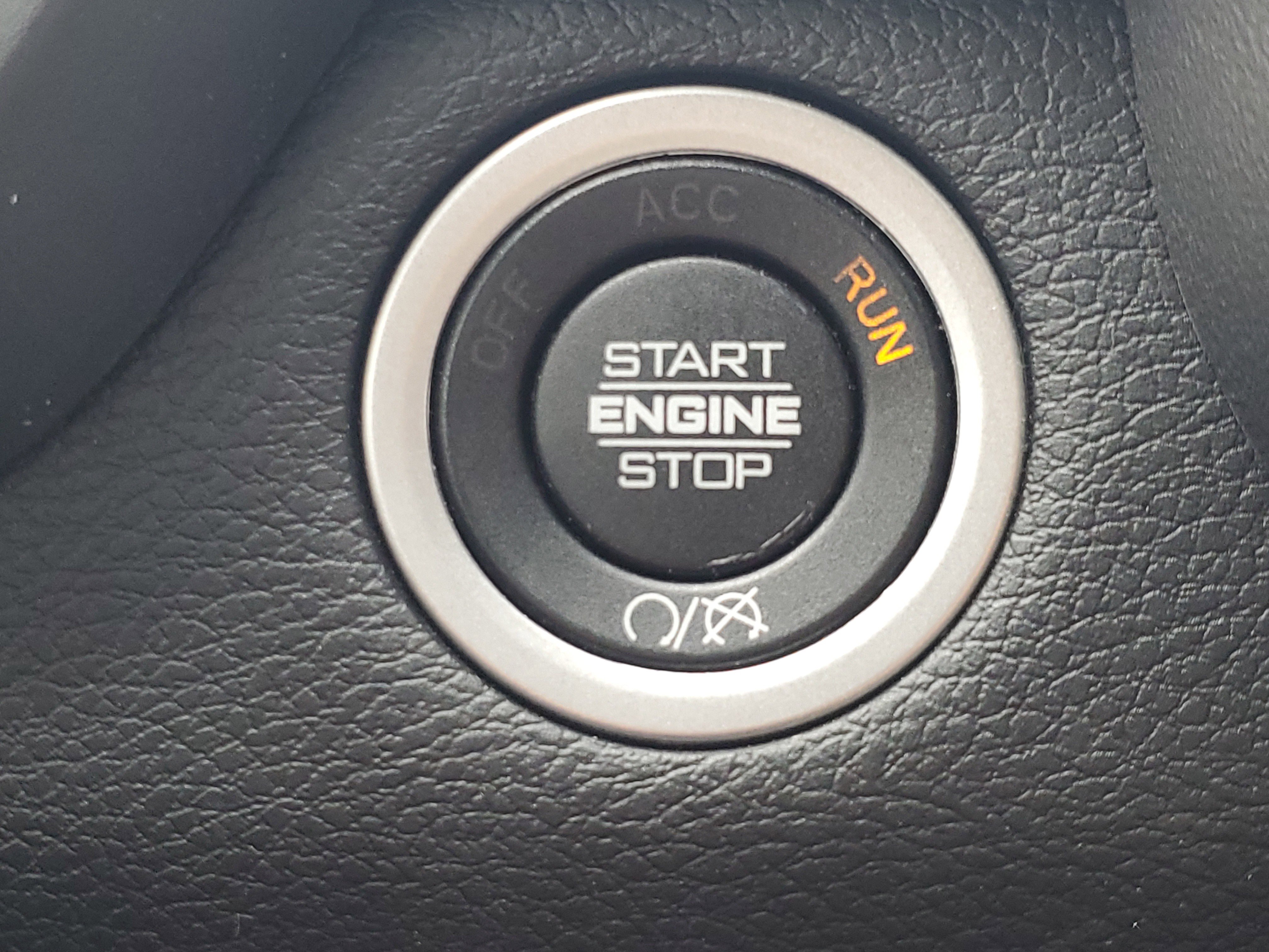 Used 2024 RAM 2500 Big Horn w/ Safety Group image 21