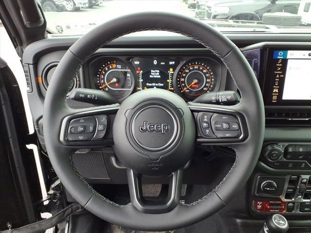 New 2026 Jeep Gladiator Mojave w/ Safety Group image 12