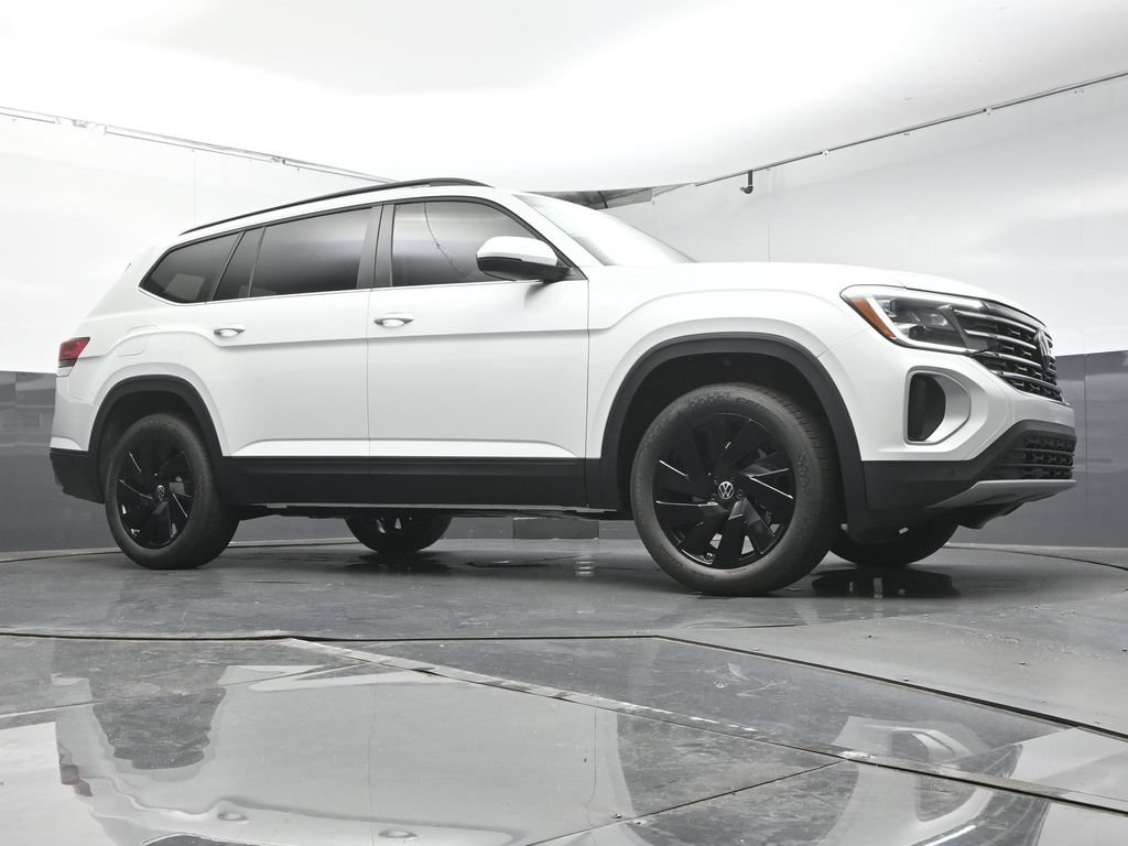 New 2026 Volkswagen Atlas SE FWD image 33