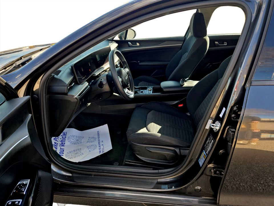 Used 2025 Kia K5 LXS image 29