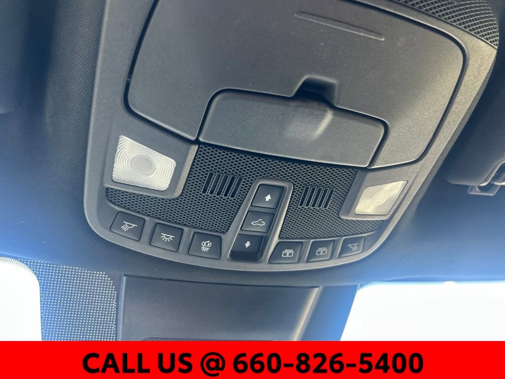 Used 2018 Ford Expedition Max XLT w/ Equipment Group 202A AWD/4WD image 20