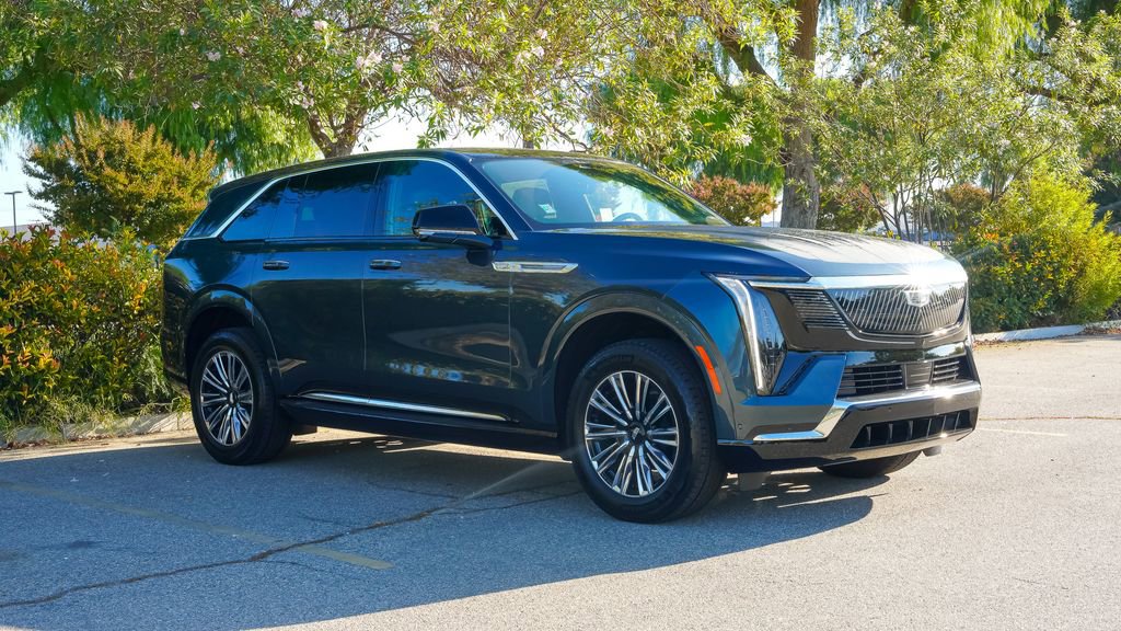 New 2026 Cadillac Escalade IQ Luxury 1 AWD/4WD image 6