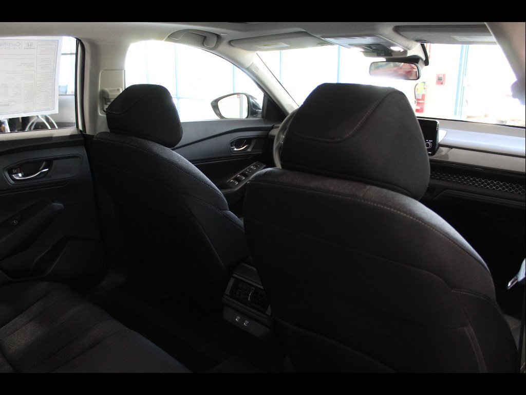 Certified 2025 Honda Accord SE image 20