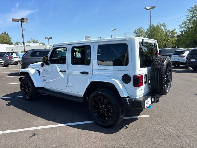 Used 2023 Jeep Wrangler Unlimited Sahara w/ Cold Weather Group AWD/4WD image 4