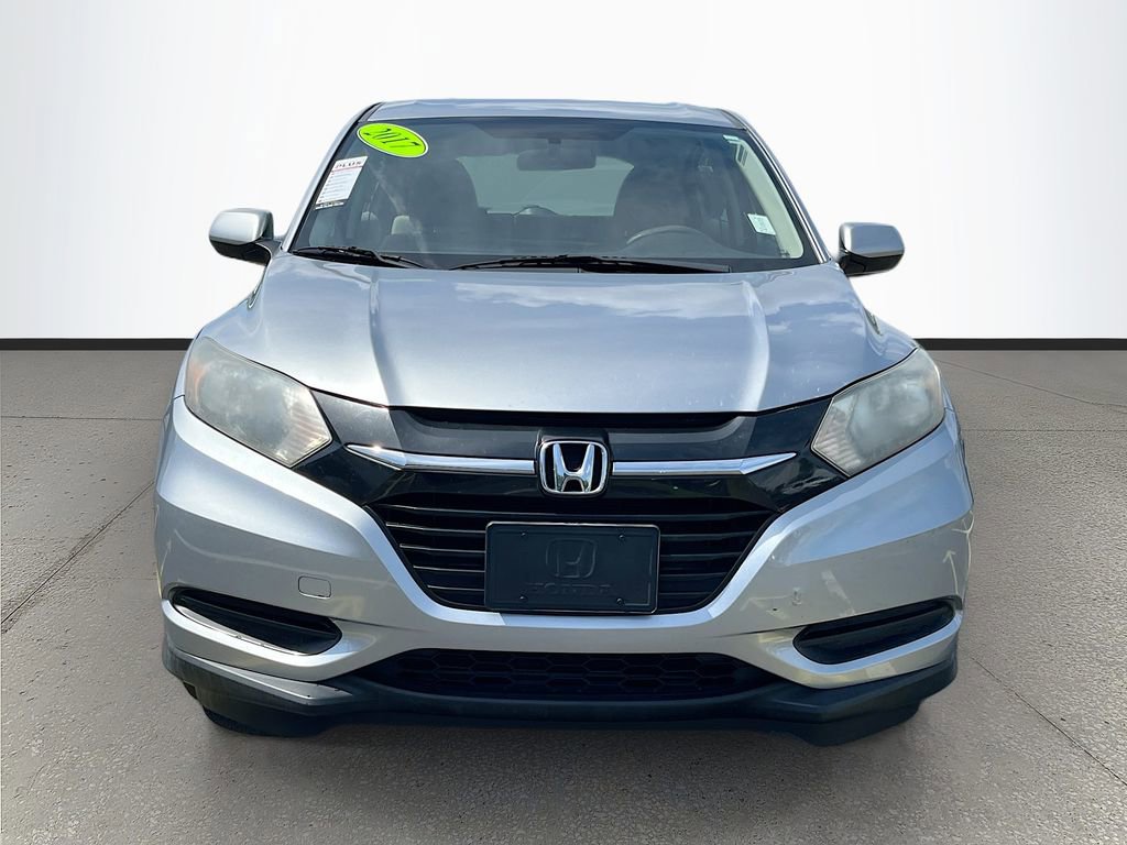 Used 2017 Honda HR-V LX image 2
