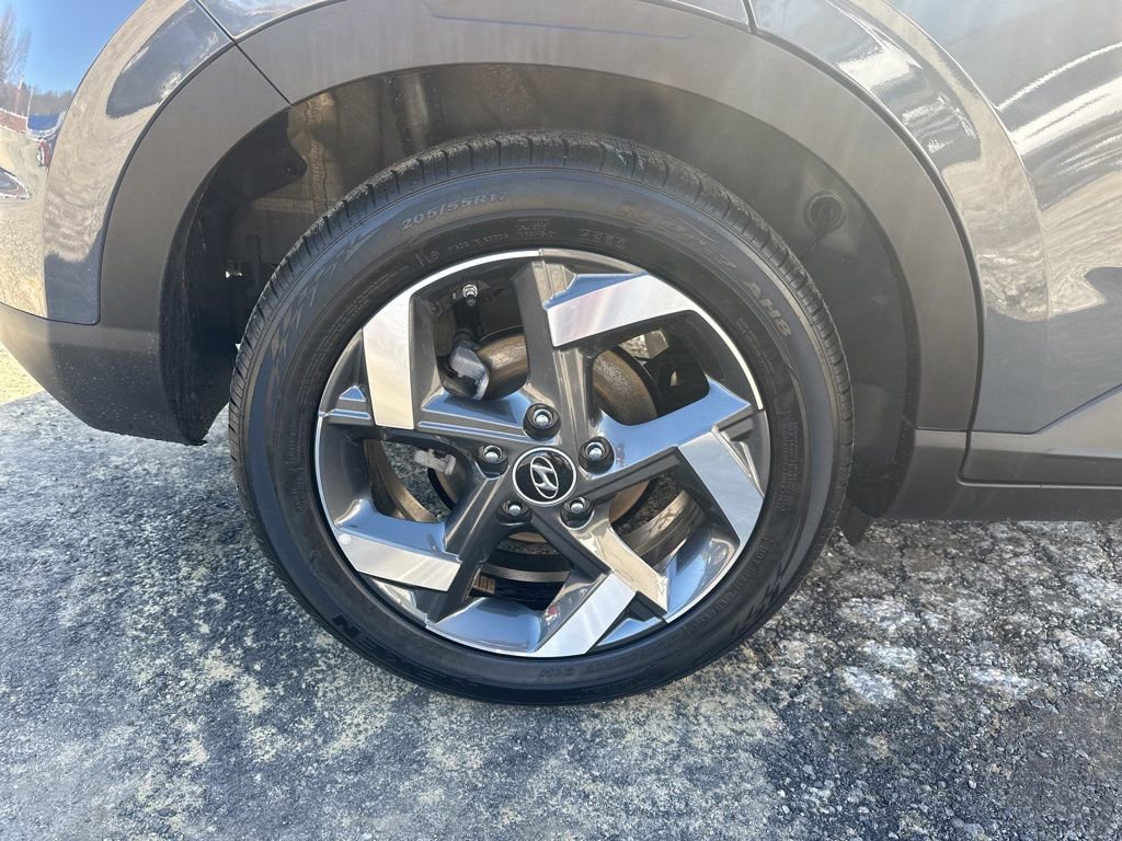 Used 2026 Hyundai Venue SEL image 26