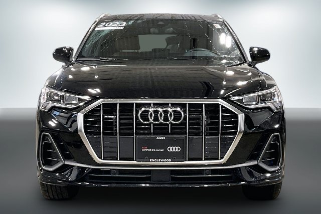 Certified 2023 Audi Q3 2.0T Premium w/ Convenience Package AWD/4WD image 3