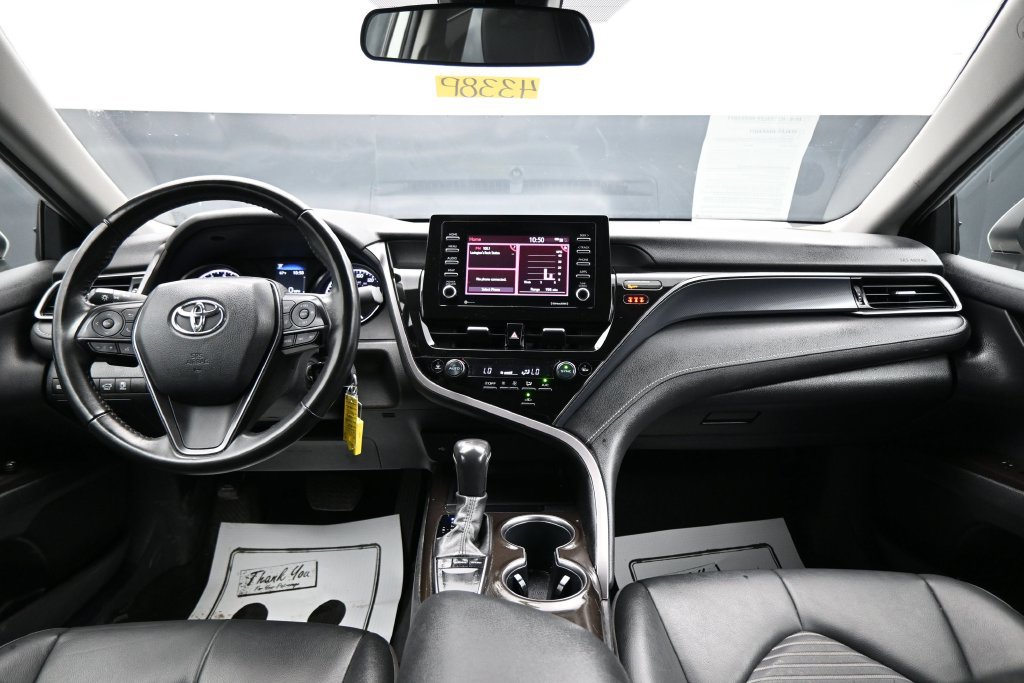 Used 2024 Toyota Camry SE FWD image 13