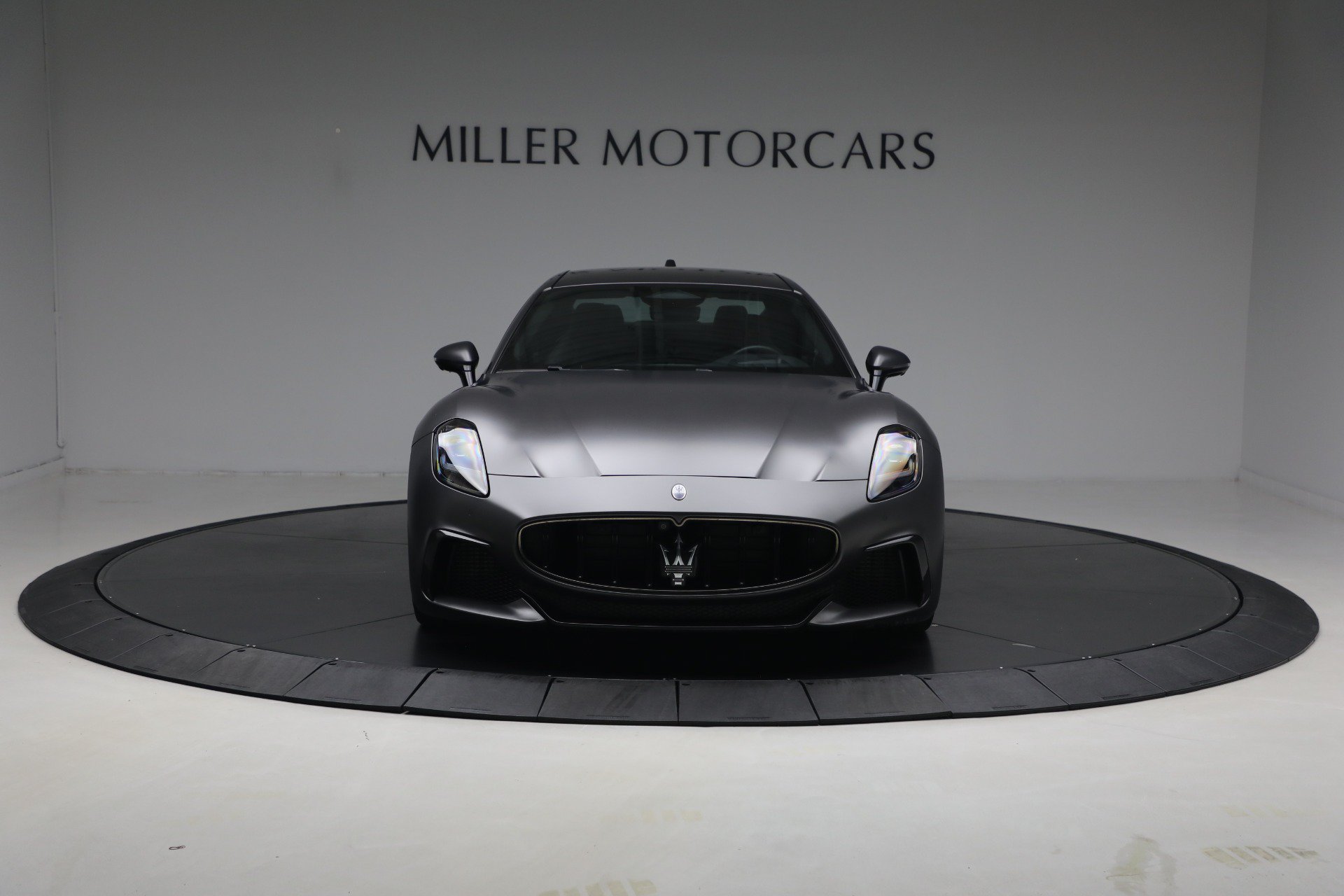 Certified 2024 Maserati GranTurismo Trofeo AWD/4WD image 12