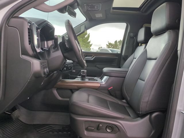 Used 2025 Chevrolet Silverado 1500 LT Trail Boss w/ Convenience Package II AWD/4WD image 23