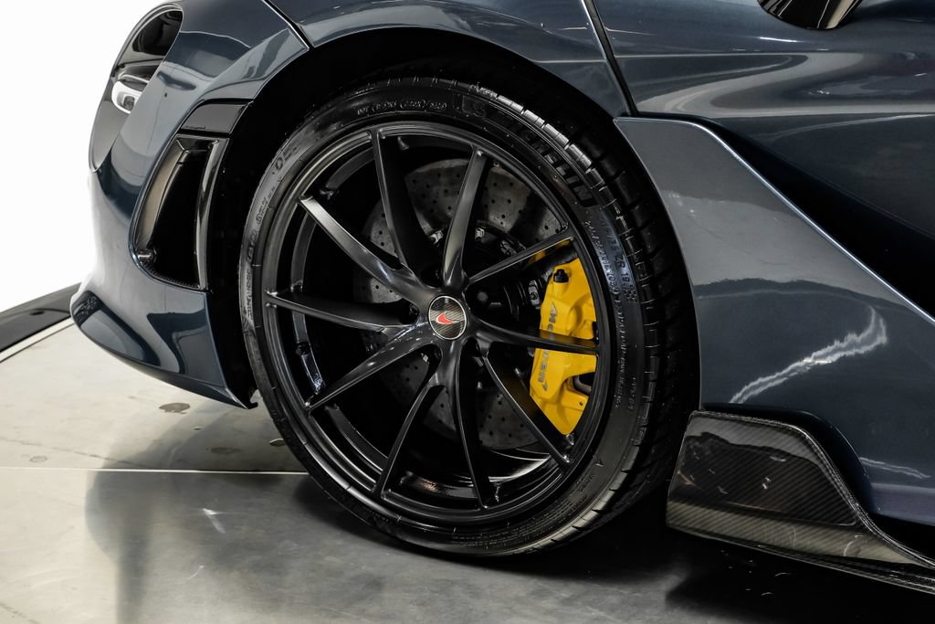 Used 2018 McLaren 720S Performance RWD image 43