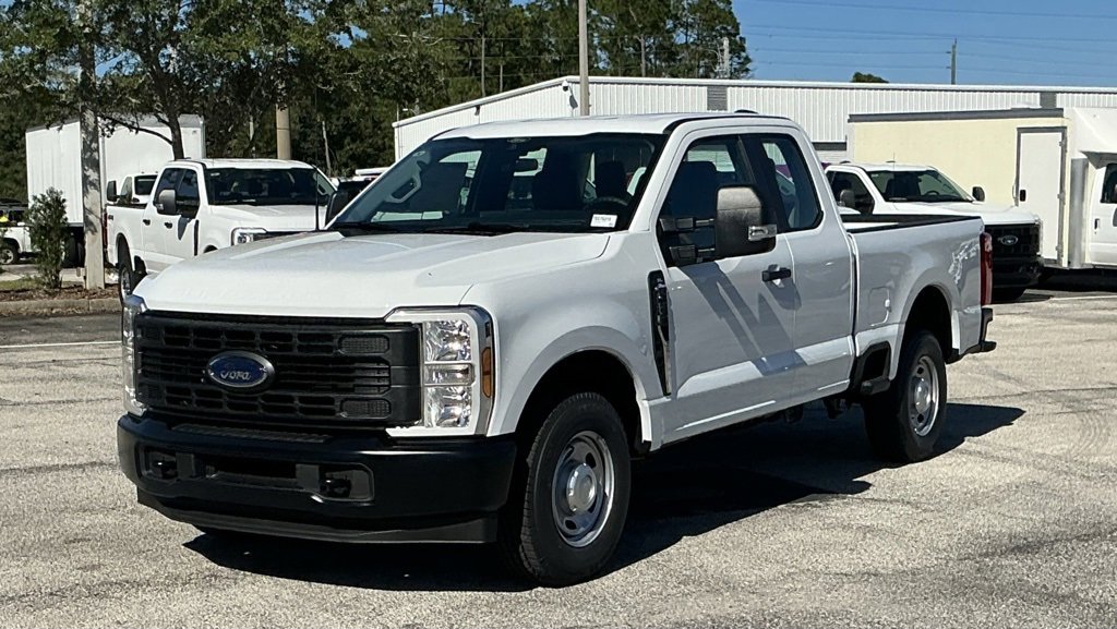 New 2026 Ford F250 XL image 2