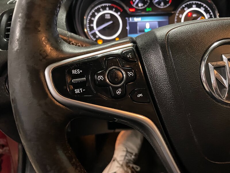Used 2015 Buick Regal Premium FWD image 11