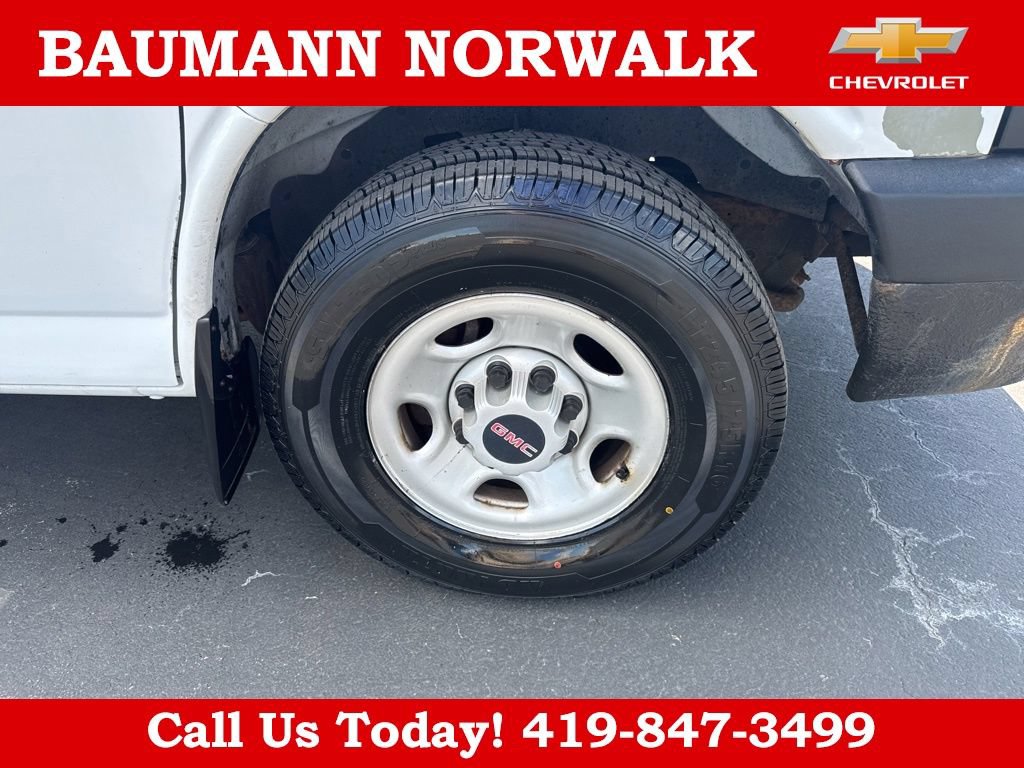 Used 2007 GMC Savana 2500 RWD image 22