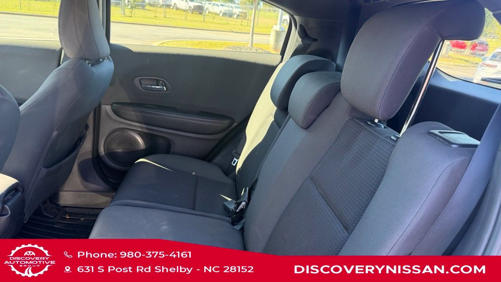 Used 2019 Honda HR-V Sport image 7