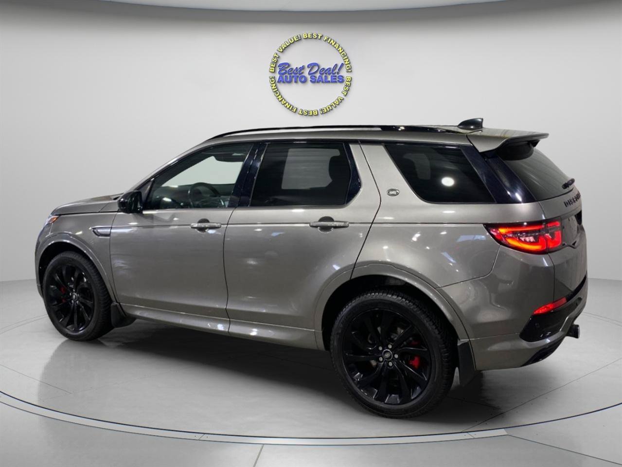 Used 2023 Land Rover Discovery Sport SE R-Dynamic AWD/4WD image 3