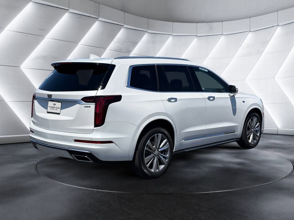 Certified 2024 Cadillac XT6 Premium Luxury FWD image 5
