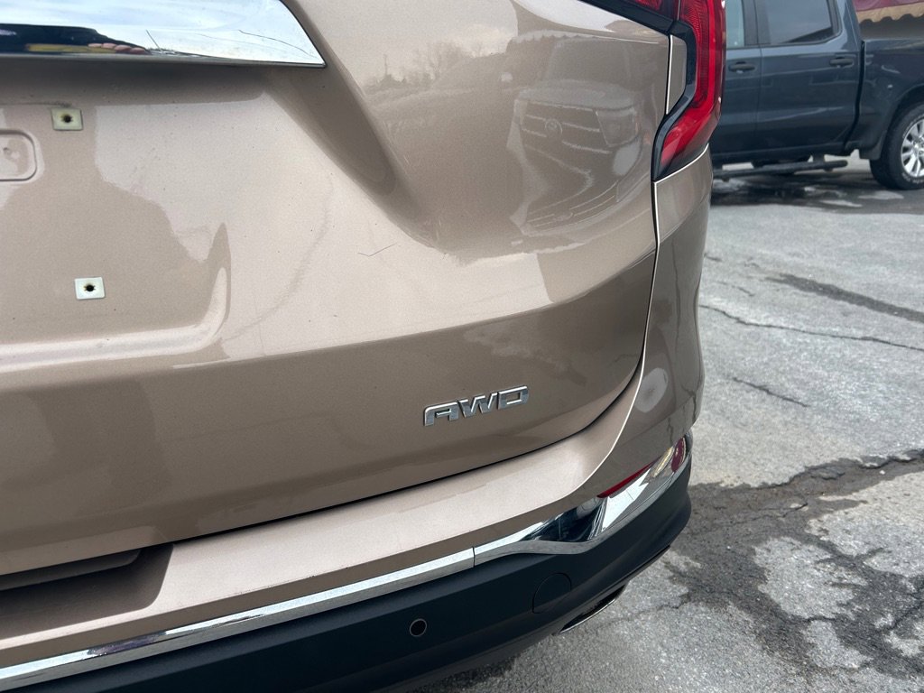 Used 2018 GMC Terrain SLT w/ Preferred Package image 17