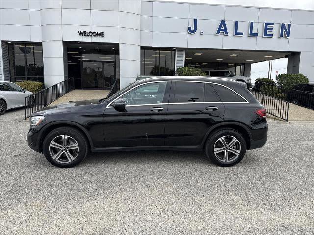 Used 2021 Mercedes-Benz GLC 300 image 2