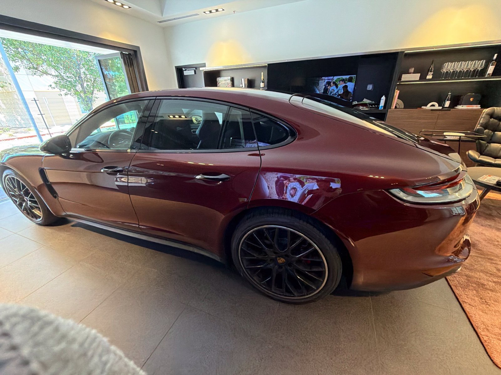 Used 2023 Porsche Panamera 4S w/ Premium Package AWD/4WD image 7