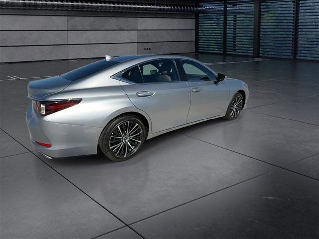 Certified 2024 Lexus ES 350 w/ Premium Package image 8