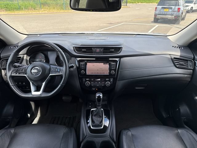 Used 2019 Nissan Rogue SL w/ Premium Package AWD/4WD image 11
