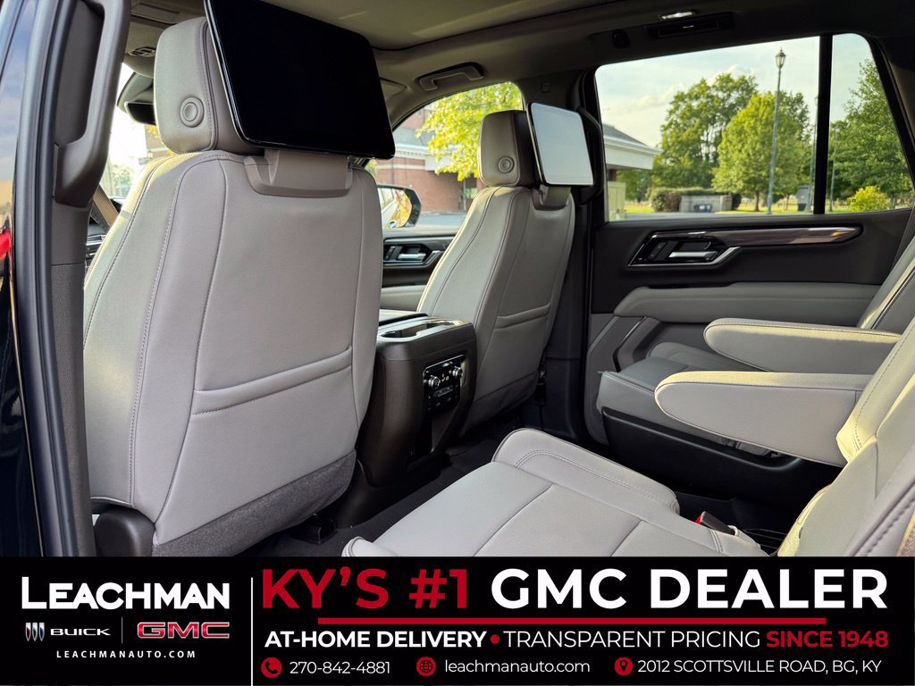 New 2026 GMC Yukon Elevation w/ Elevation Premium Package AWD/4WD image 18