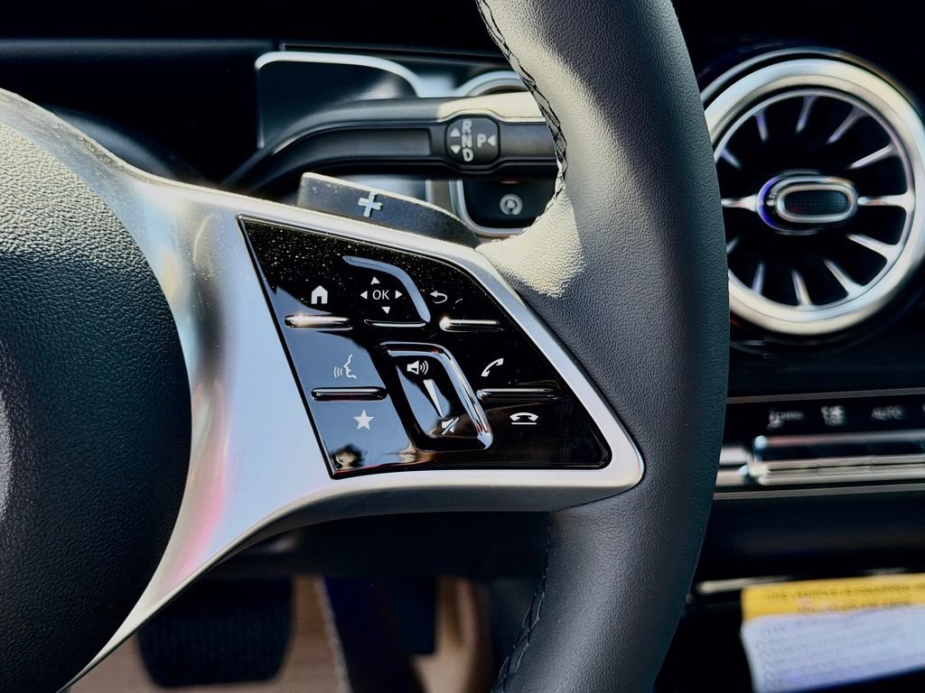 New 2026 Mercedes-Benz GLB 250 image 23
