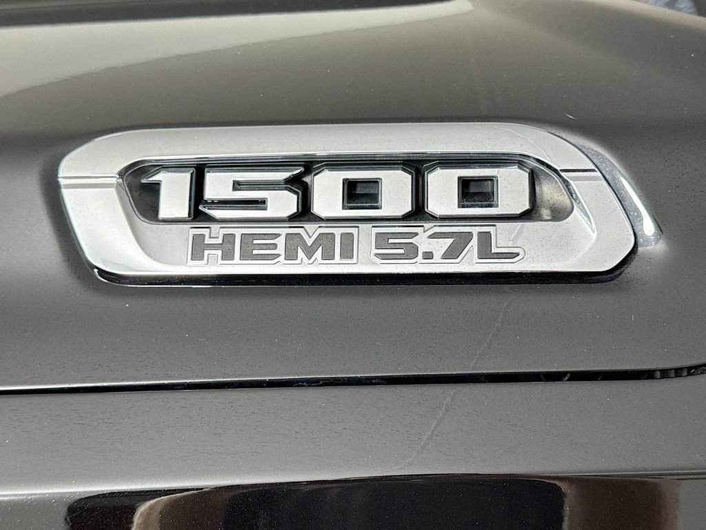 Used 2019 RAM 1500 Laramie AWD/4WD image 27