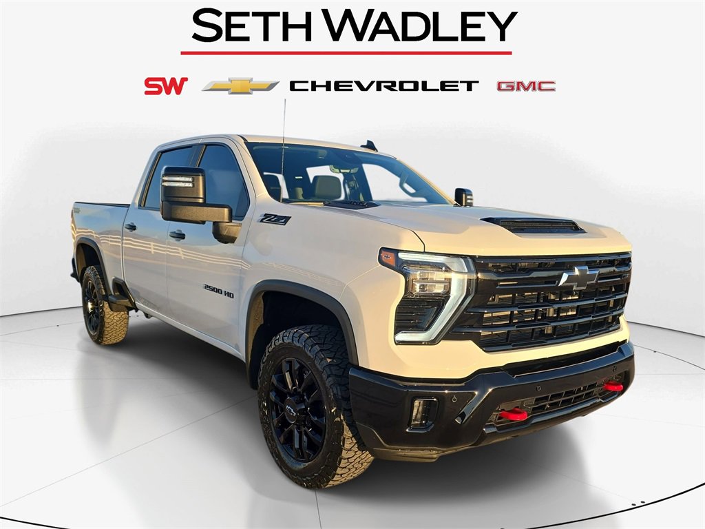 New 2026 Chevrolet Silverado 2500 LT w/ Trail Boss Package