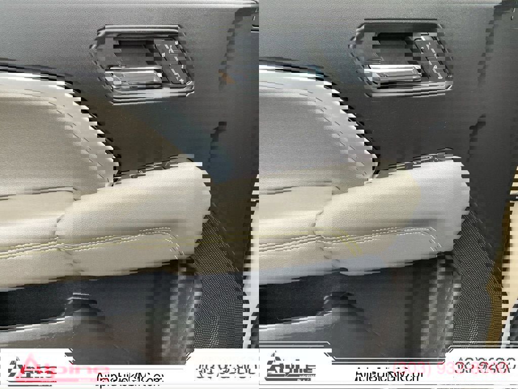 Used 2023 Chevrolet Colorado ZR2 w/ ZR2 Convenience Package III AWD/4WD image 20