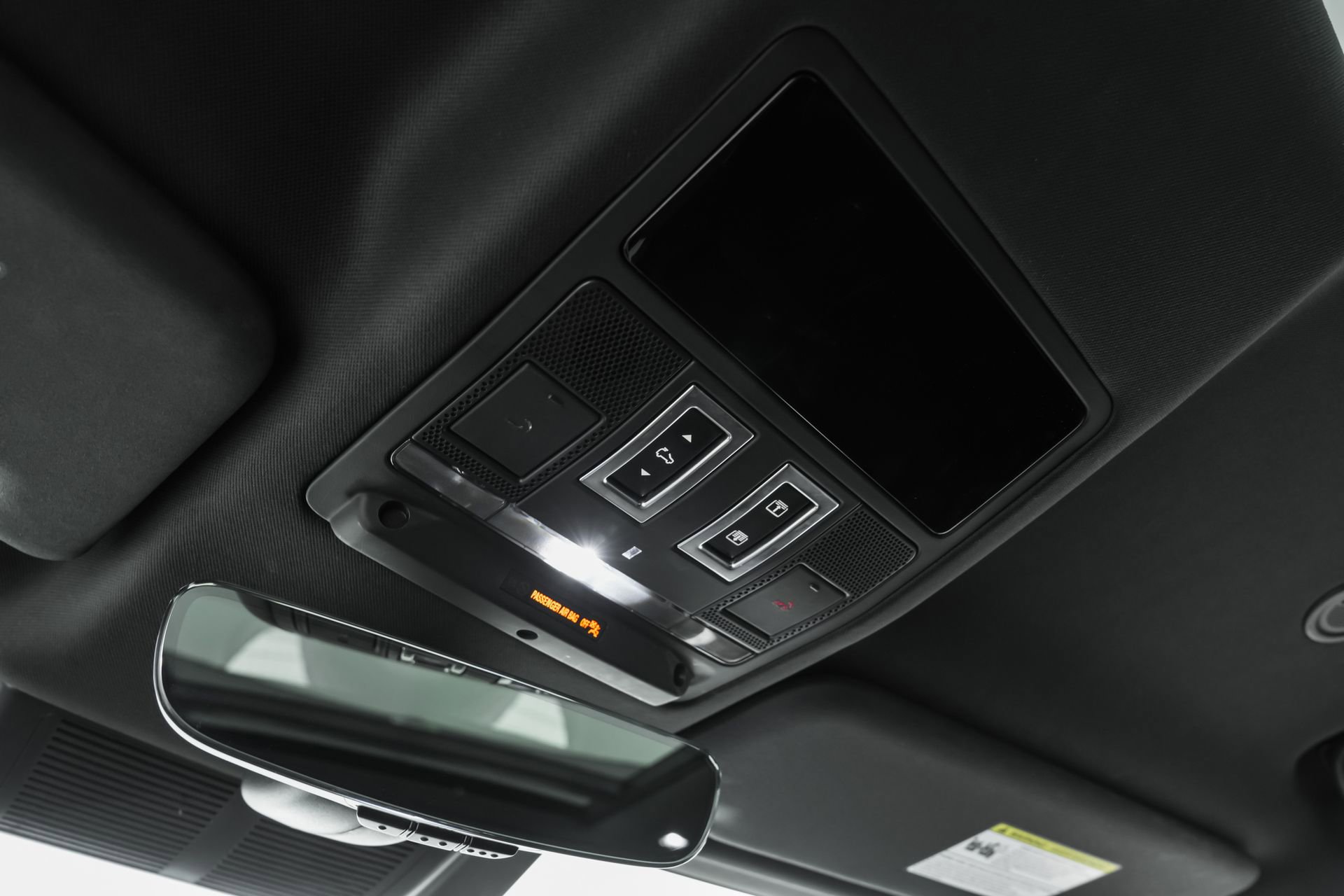 Used 2025 Land Rover Defender 110 S image 80